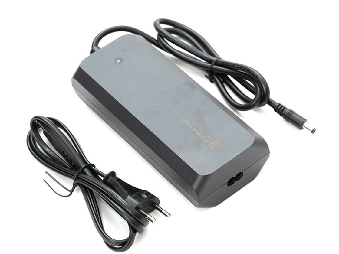 Charger APACHE Power 36V/4A