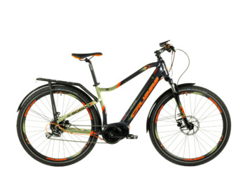E-bike with comfortable geometry fully adapted for men. It is equipped with a central motor and a fully integrated battery, which makes it easy to control. With a 522 Wh battery, it will enchant those who are looking for a touring e-bike for shorter and longer trips.
