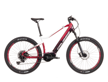 Women's mountain e-bike with a central Bafang M400 engine, an extra strong 720 Wh battery, Shimano hydraulic brakes and a SRAM Eagle transmission. Built on 27.5 "bikes with a range of up to 170 km. Designed for nature trips, over hills and wandering in the mountains.

 PRE-ORDER. Discount price! 
Manufacture date: January 2022