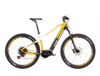 Men's mountain e-bike. Top eMTB model for 2022 with a range of up to 200 km. The modern e-bike equipped with a Bafang central engine, a Samsung 900 Wh battery, 29 "wheels and Shimano brakes will take great care of you even in the most demanding terrain on the hills.