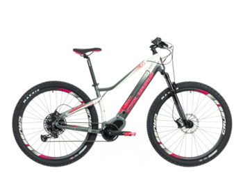 Women's mountain e-bike with modern geometry adapted for maximum comfort. The OLI mid-motor, reliable Shimano brakes and a very powerful 630 Wh battery will take you places you've never ventured before.