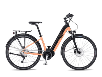 Trekking e-bike with a high quality Bafang MaxDrive M400 centre drive and a powerful, fully integrated 630 Wh battery.