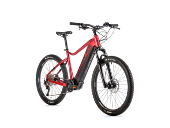 Mountain e-bike with a great Panasonic GX Ultimate engine, integrated 720 Wh battery, modern sports design, RST suspension fork, disc brakes and 27,5 "wheels.